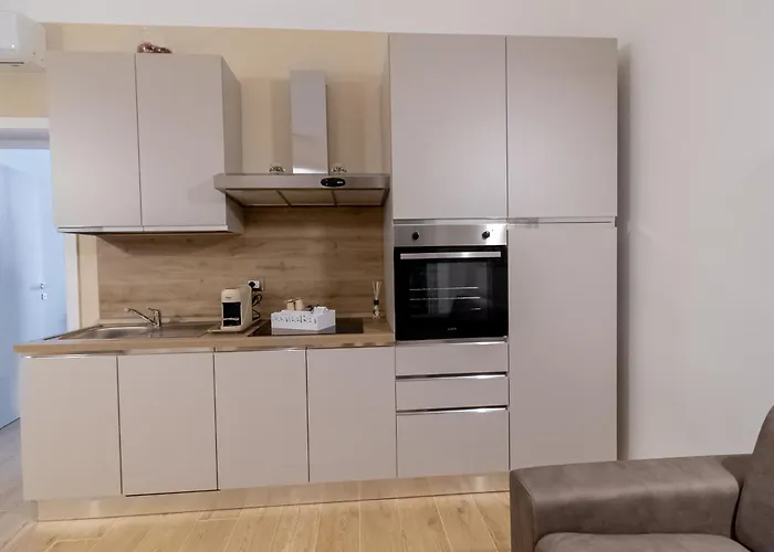 Apartment Dante 434 *